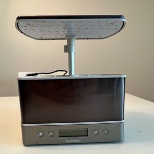 AeroGarden Harvest Elite 6 Pods Stainless Platinum 100691-PPL